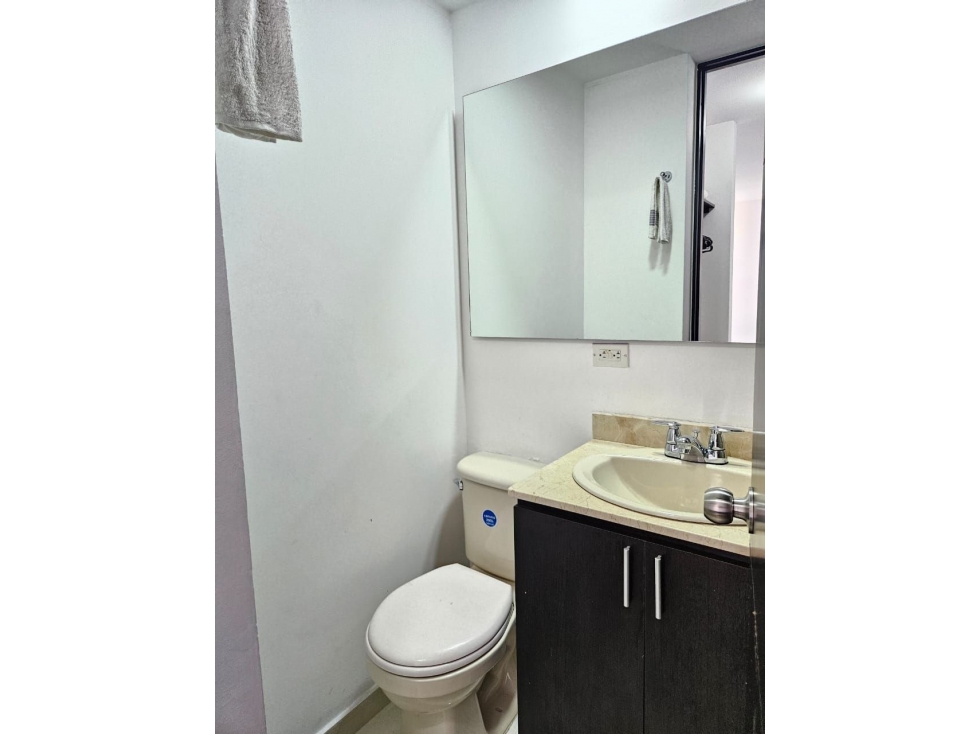 Apartamento Amoblado en Arriendo en El Poblado - Los Gonzáles — foto 6