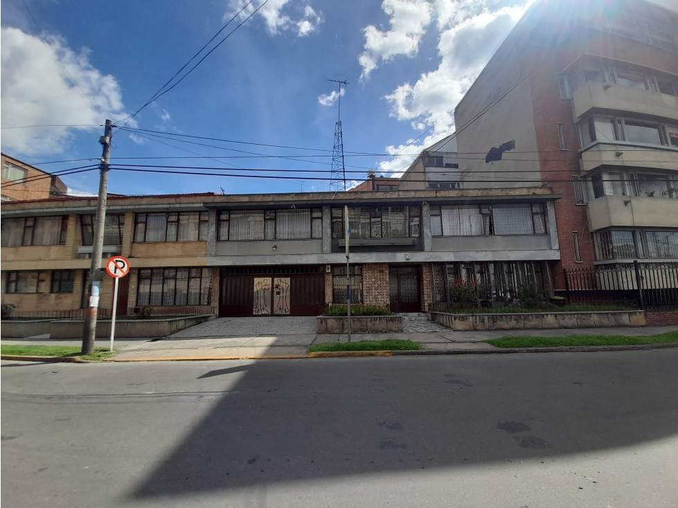 VENDO CASAS EN GALERIAS IDEAL PARA PROYECTO