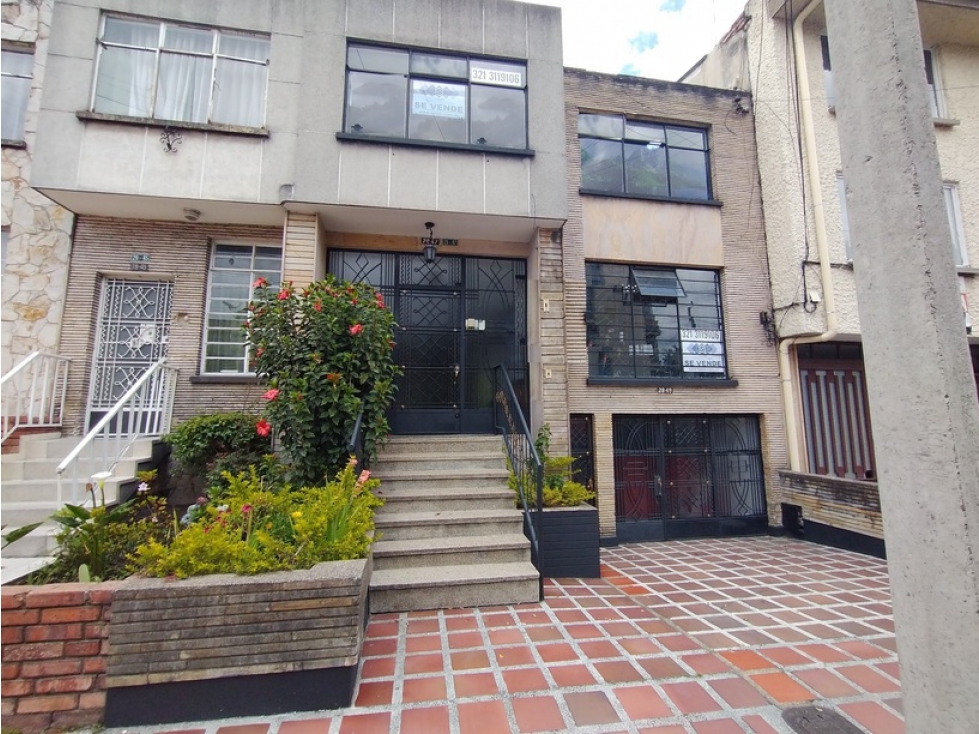 SE VENDE CASA EN LA SOLEDAD, TEUSAQUILLO BOGOTÁ