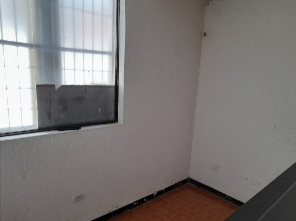 ARRIENDO CASA EN CHAPINERO CALLE 63 CON 17, 1100 MT2 — foto 2
