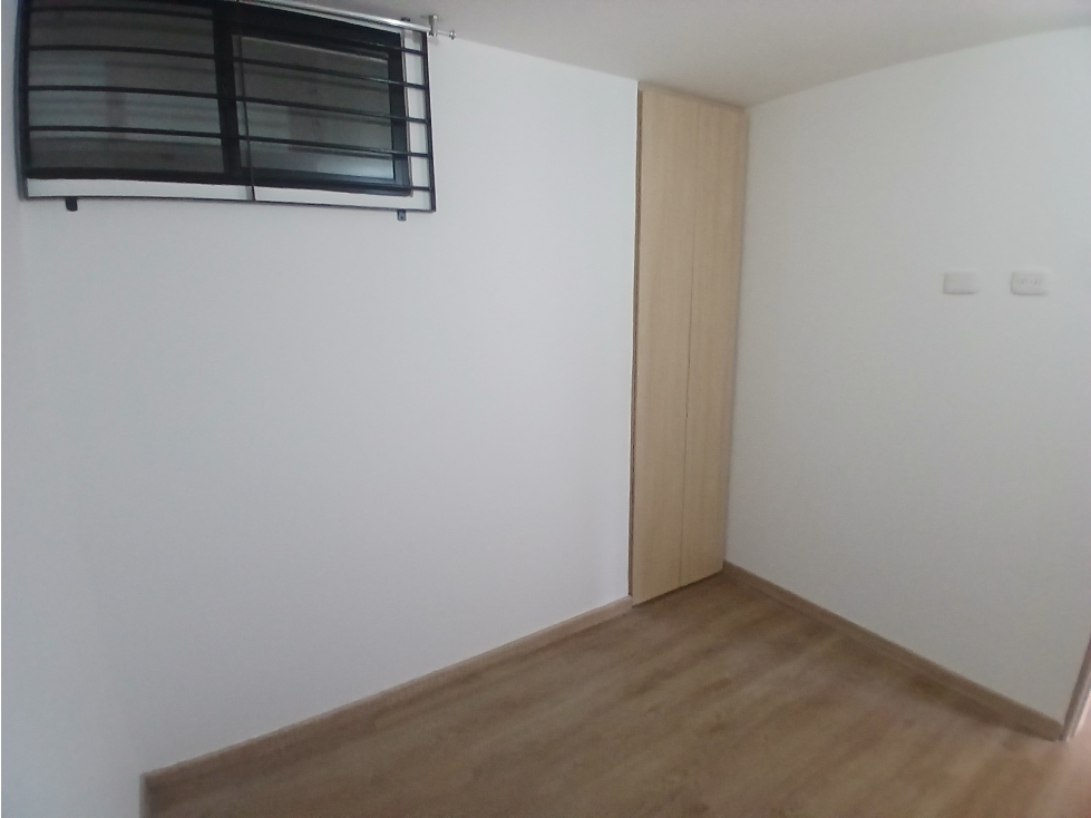 ARRIENDO APARTAMENTO EN LA CIUDADELA LA SALLE, BOGOTÁ — foto 6