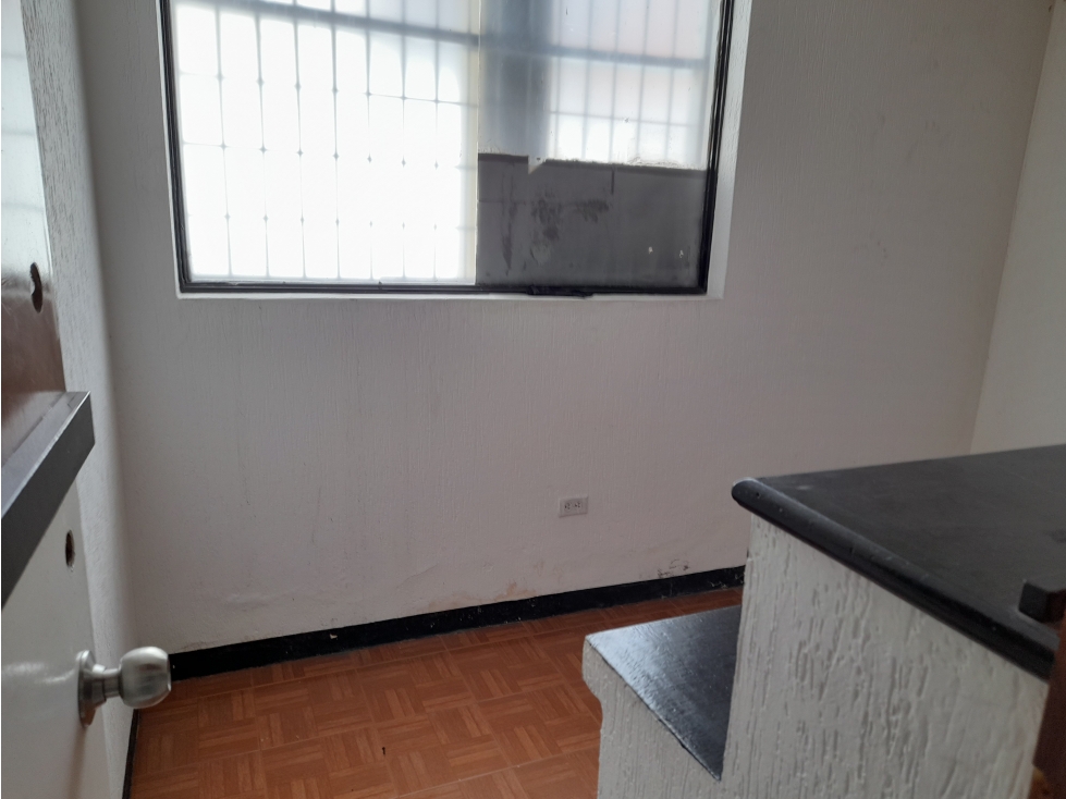 ARRIENDO CASA EN CHAPINERO CALLE 63 CON 17, 1100 MT2 — foto 6