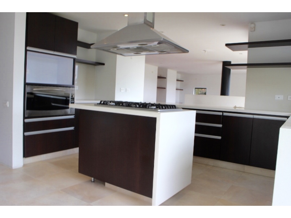ARBORETTO LA CALERA, ARRIENDO Y VENTA, CASA 390MTS, 4 HABS — foto 2