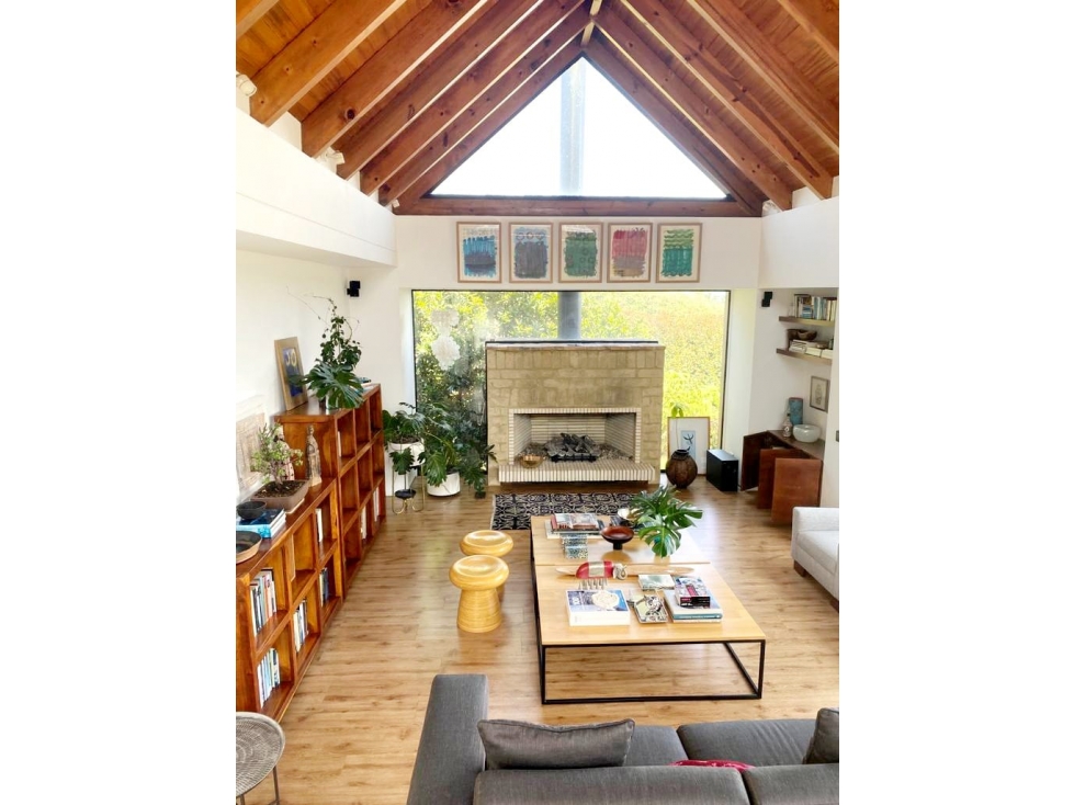 LA CALERA, ARBORETTO, VENTA 310MTS, 3 HABS, ESPECTACULAR JARDÍN — foto 2