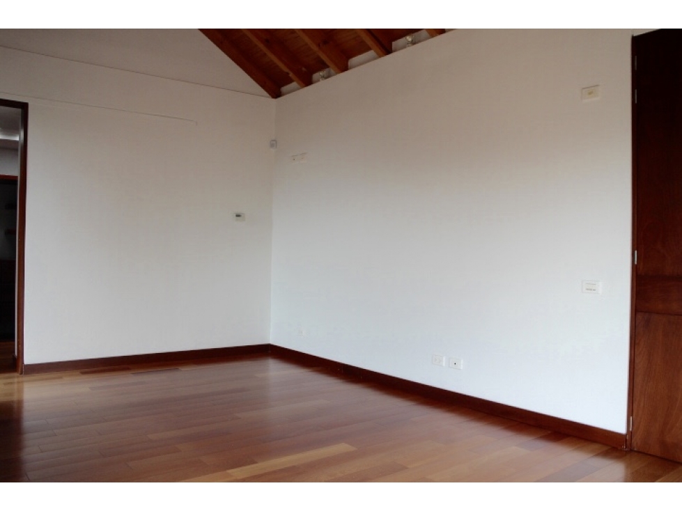 ARBORETTO LA CALERA, ARRIENDO Y VENTA, CASA 390MTS, 4 HABS — foto 4