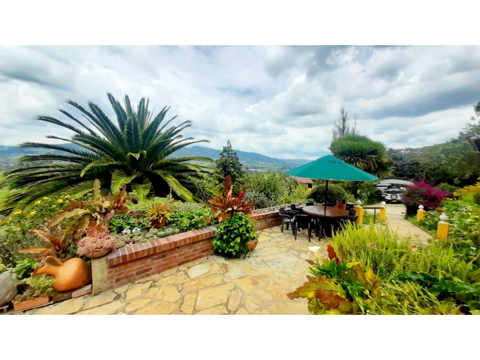 CALERA, VER. SAN JOSÉ, VENTA CASA, 270MTS, LOTE 1 HECT. - 3