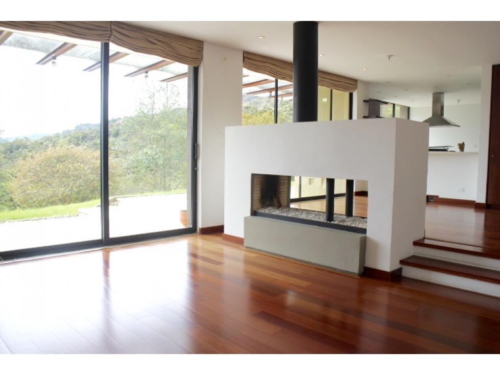 ARBORETTO LA CALERA, ARRIENDO Y VENTA, CASA 390MTS, 4 HABS