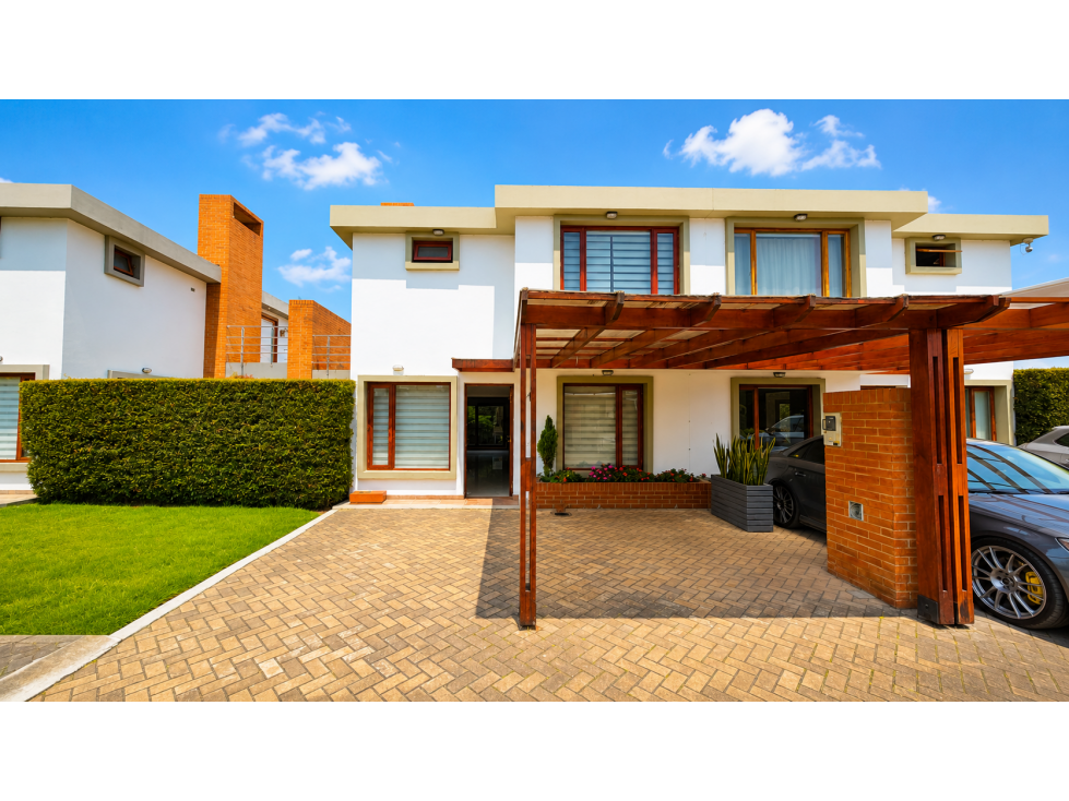 SE VENDE HERMOSA CASA VILLAS DE MARBELLA, CHÍA