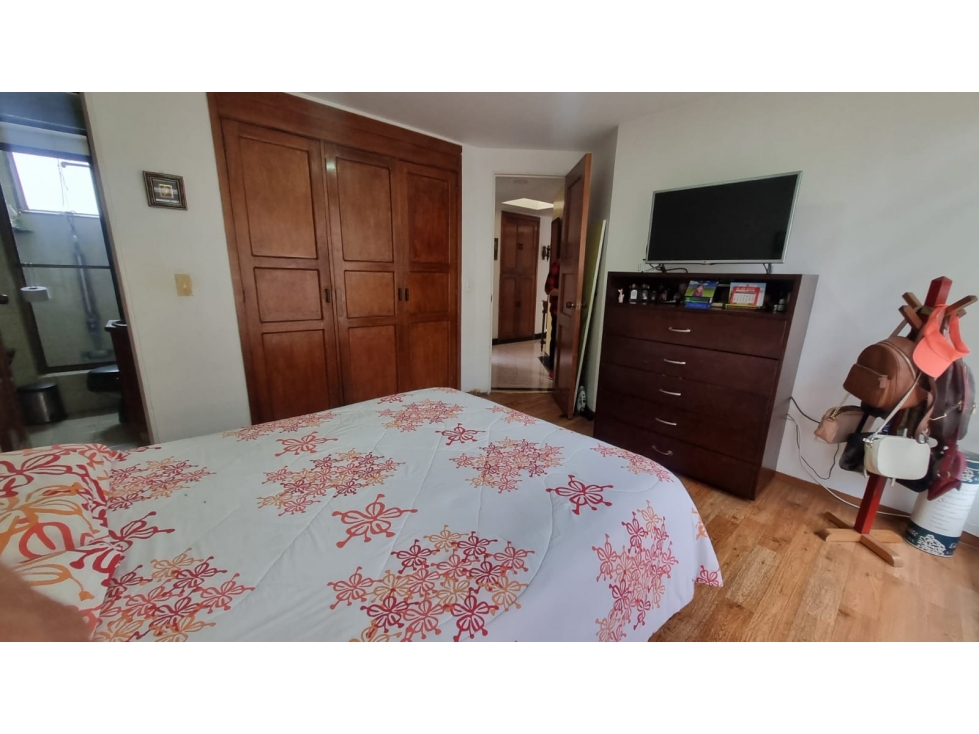 SE VENDE APARTAMENTO PUENTE LARGO — foto 4