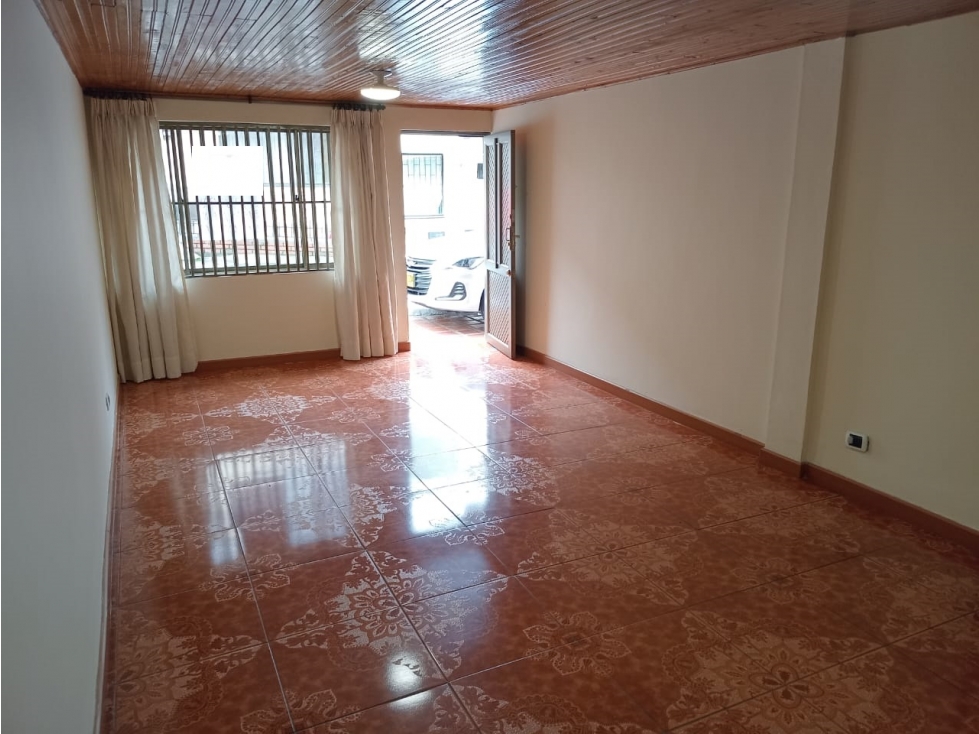 Casa en venta - Alcázares - Manizales