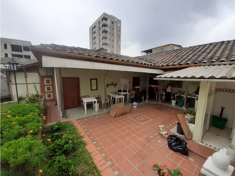 Casa con renta en venta - Centro - Manizales