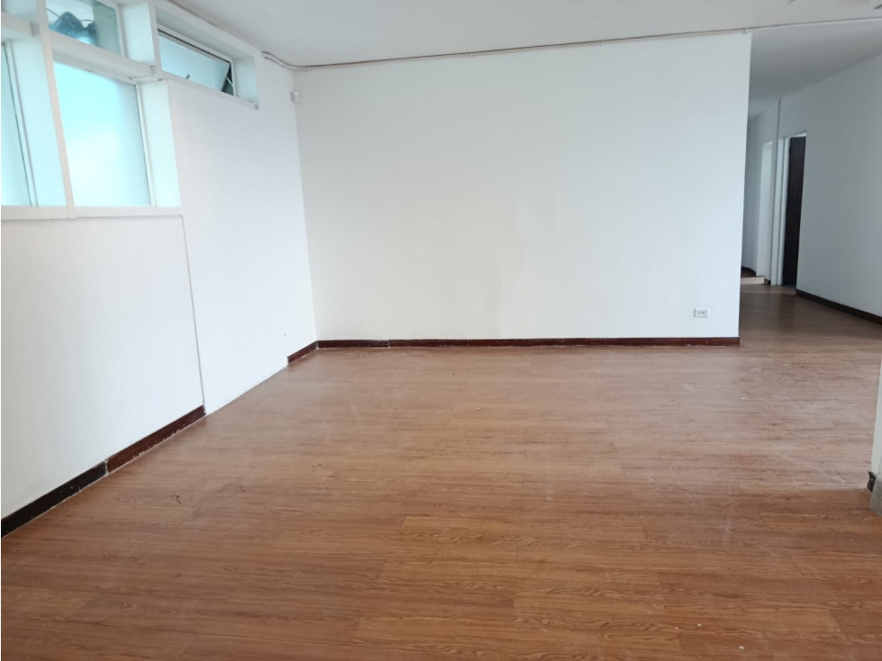 Oficina en arrendamiento - Belén - Manizales — foto 2