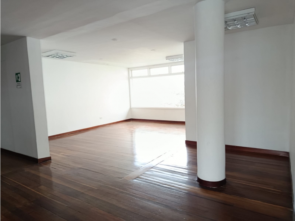 Oficina en arrendamiento - Belén - Manizales