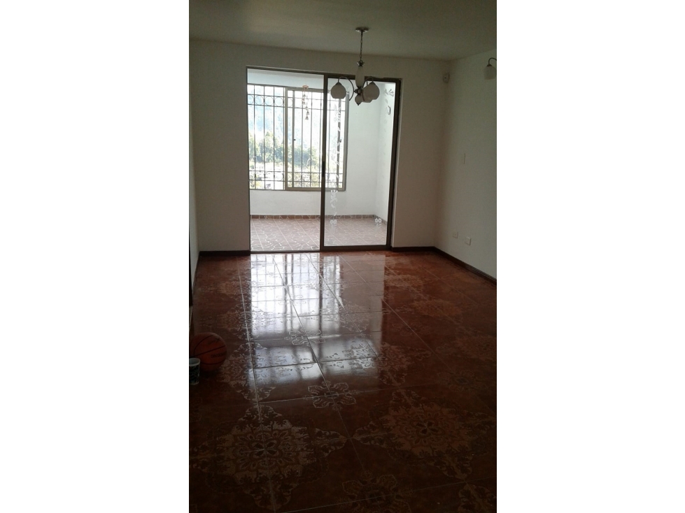 Casa en venta - Versalles- Manizales