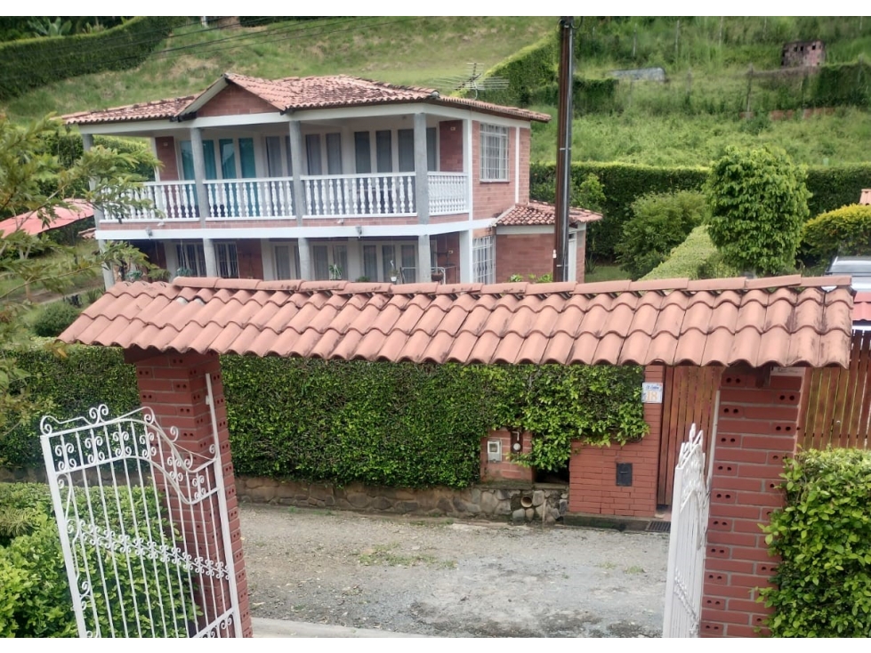 Casa campestre en venta - Las Margaritas - Anserma - 2
