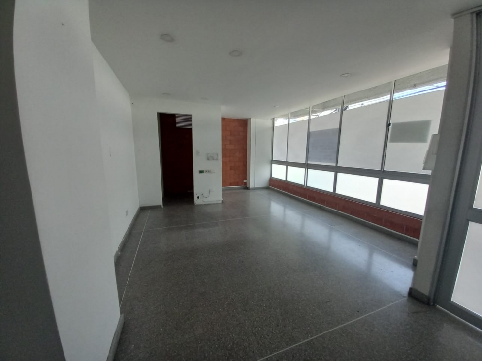 Local comercial en arrendamiento - Palogrande - Manizales