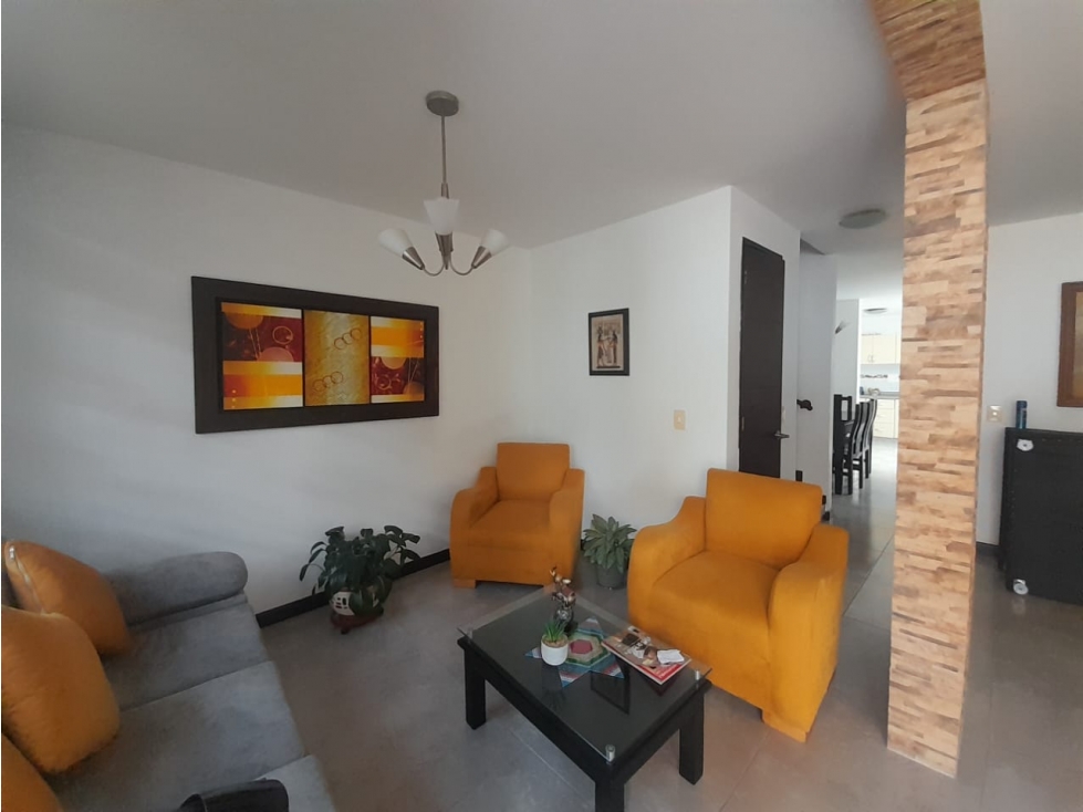 Casa en venta - Altos de Granada - Manizales — foto 2