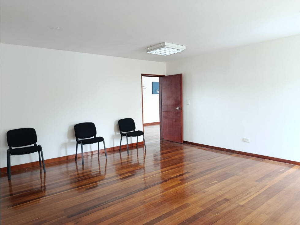Oficina en arrendamiento - Belén - Manizales — foto 4