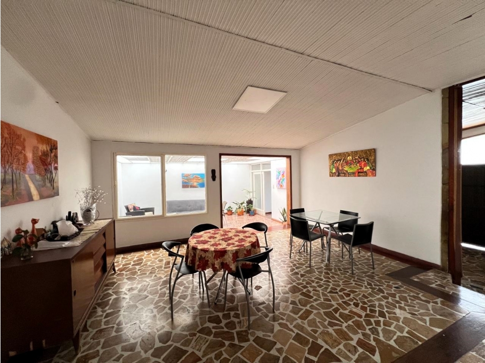 Casa con renta en venta - Guayacanes - Manizales