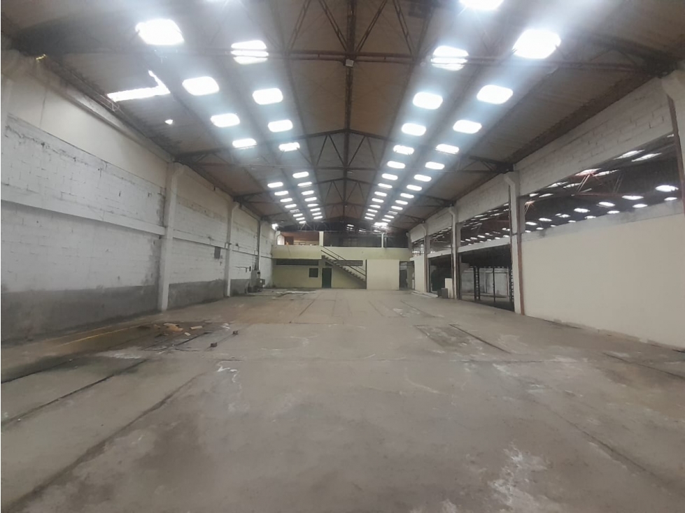 Bodega en Arrendamiento ó Venta - 3