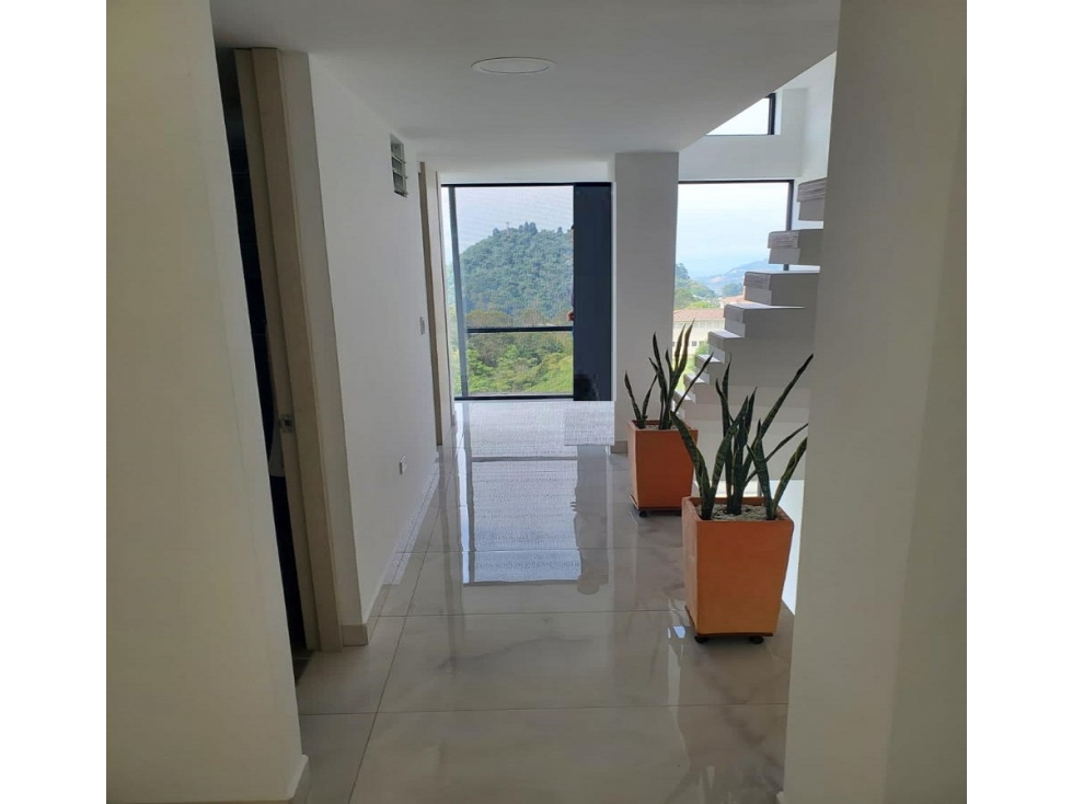 Casa en venta - Milán - Manizales