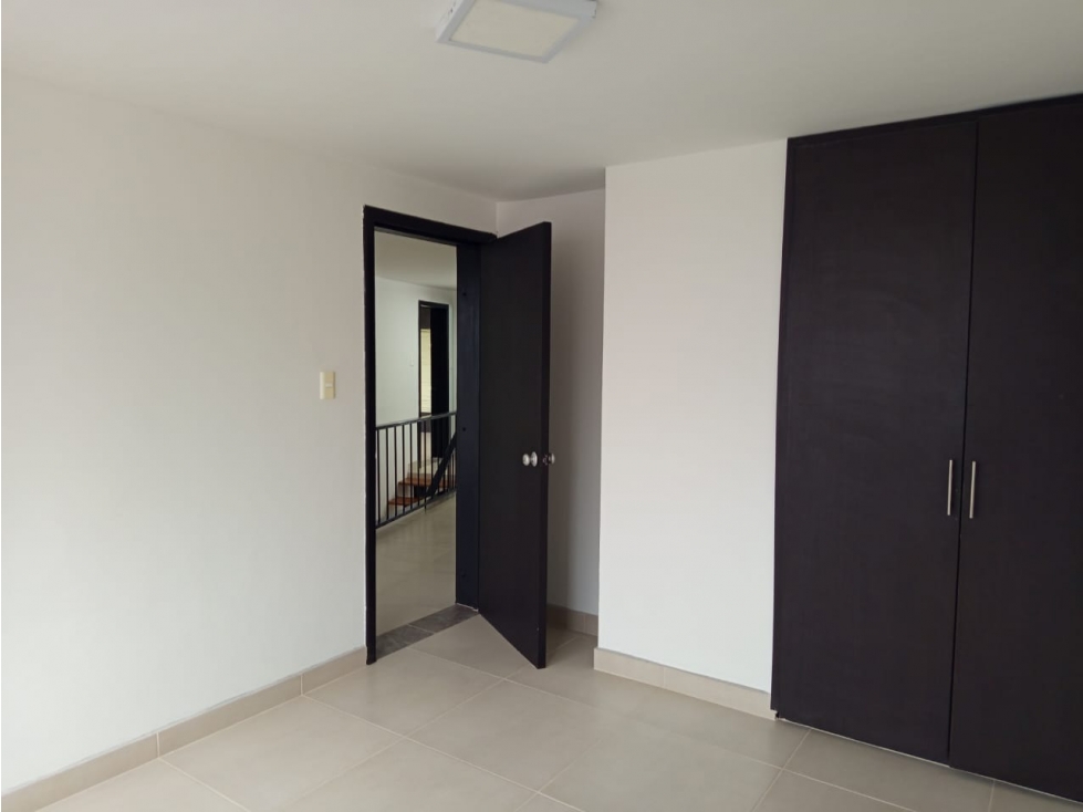 Casa comercial en arrendamiento - La Estrella - Manizales - 1