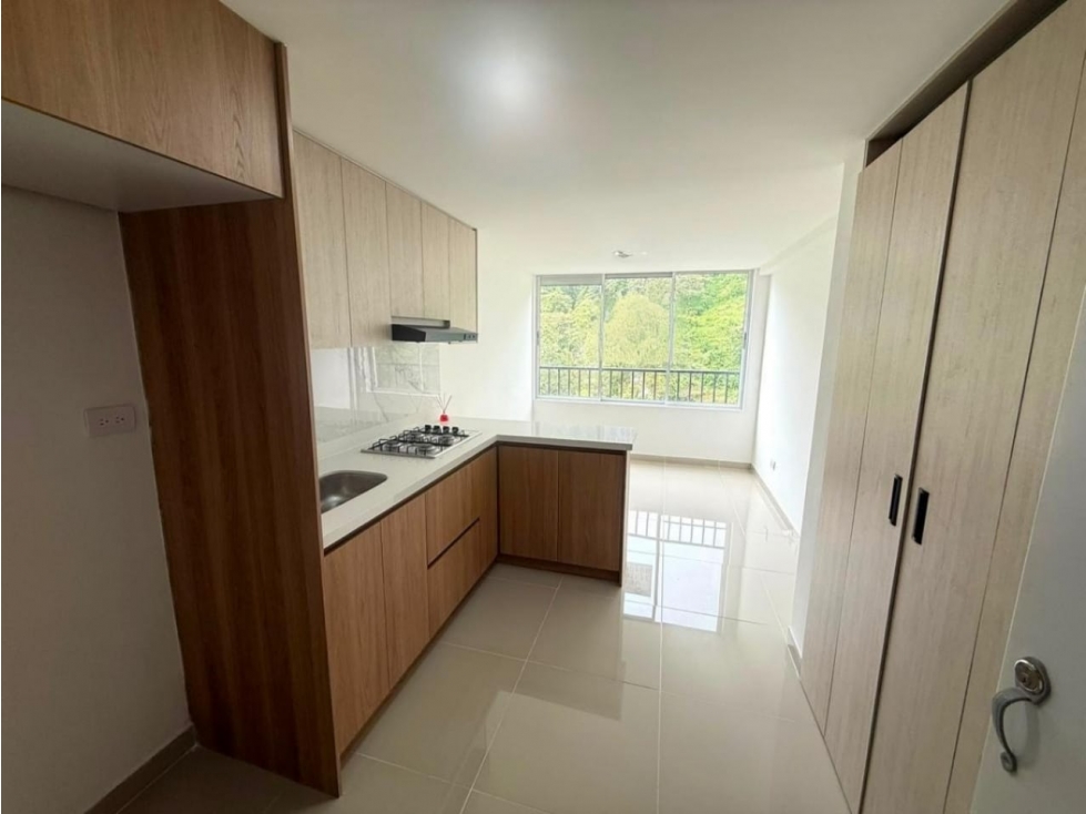 Apartamento en venta - Alcázares - Manizales — foto 2