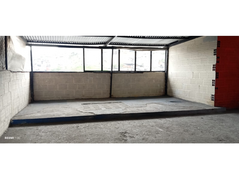 Casa con renta en venta - Cervantes - Manizales