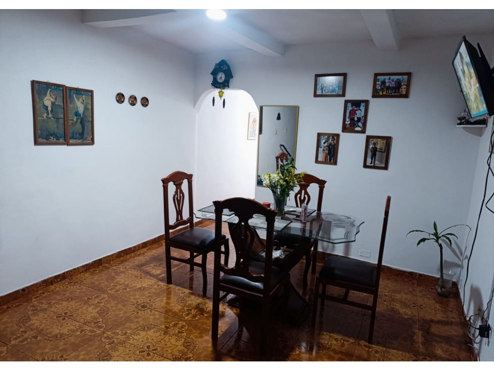 Casa con renta en venta - Cervantes - Manizales