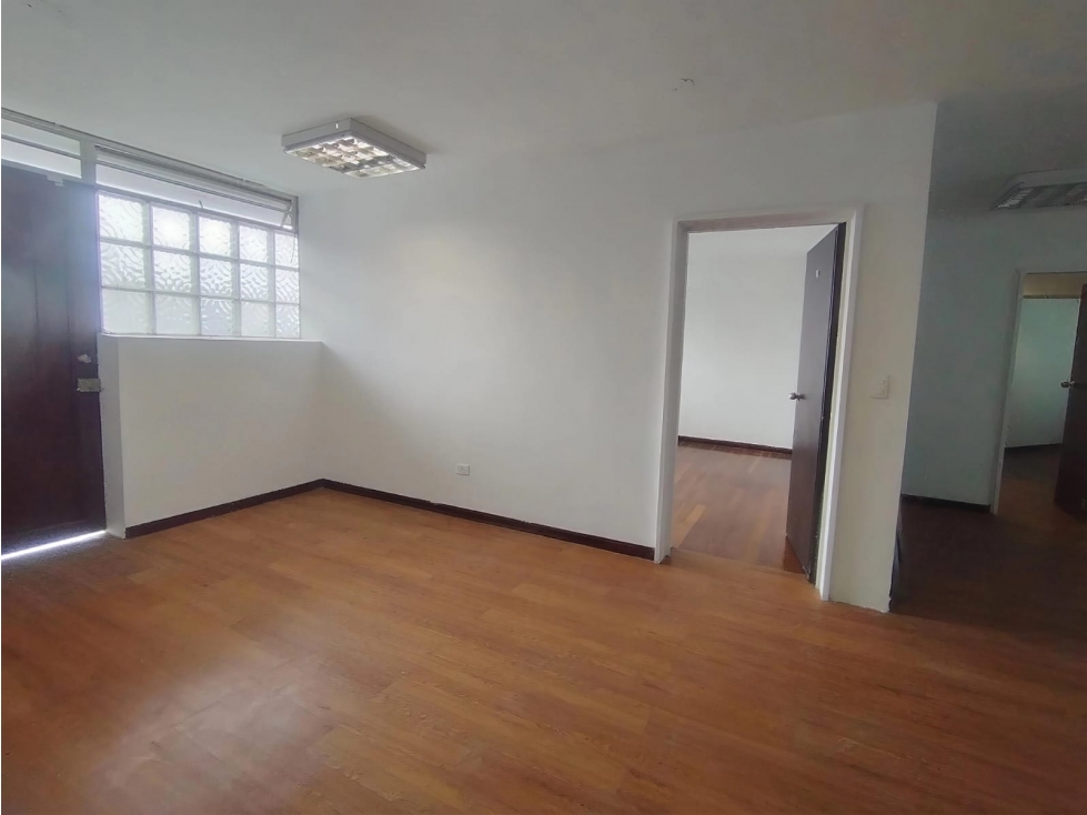 Oficina en arrendamiento - Belén - Manizales