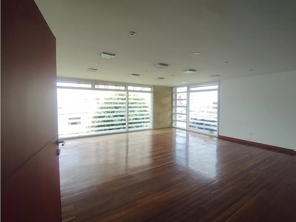 Oficina en arrendamiento - Belén - Manizales — foto 2