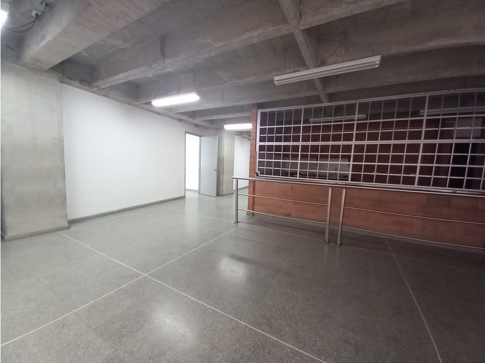Local comercial en arrendamiento - Palogrande - Manizales — foto 4