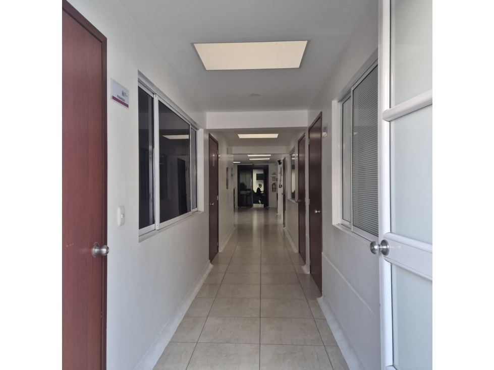 VENTA LOTE CON CASA EN SAN JOSE DE BAVARIA VARIOS USOS — foto 3