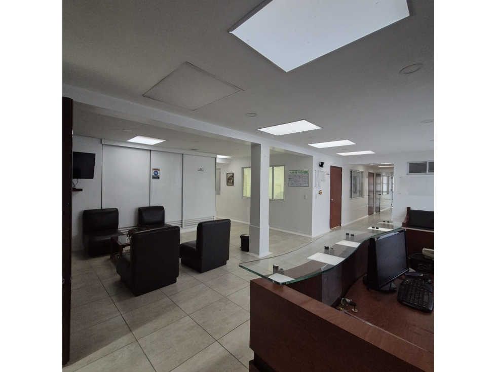 VENTA LOTE CON CASA EN SAN JOSE DE BAVARIA VARIOS USOS — foto 4