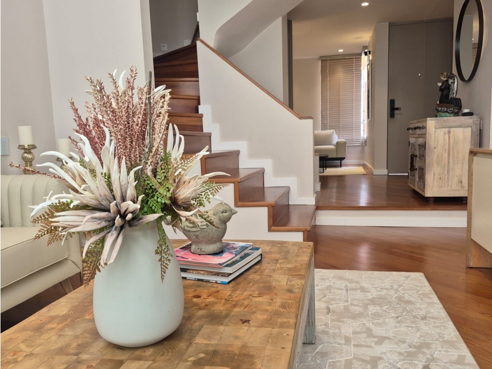 Espectacular Casa en venta Colina Campestre Automatizada y Renovada — foto 4