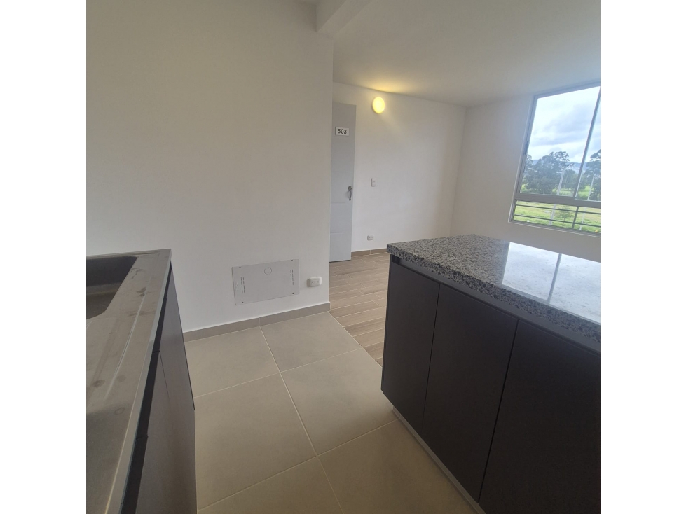 apartamento en arriendo nuevo en lagos de torca — foto 2