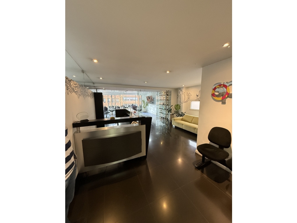 CHICO OFICINA VENTA - 313 MTS2 - $2.250.000.000
