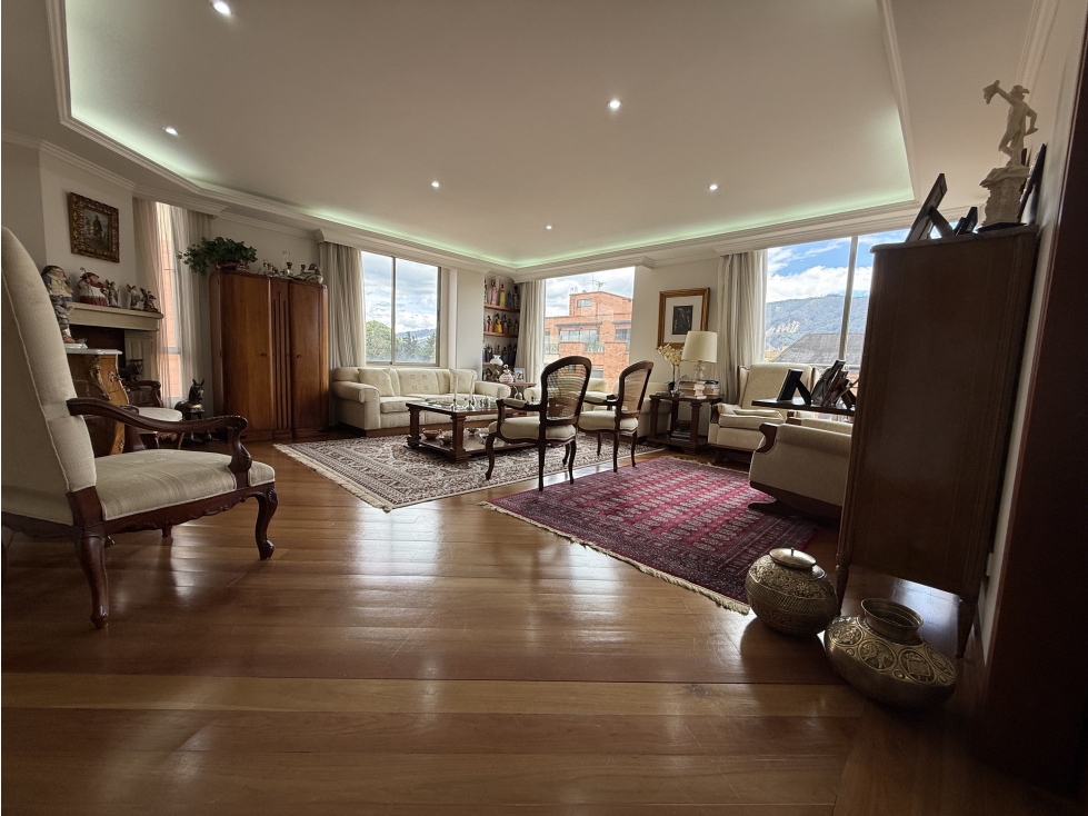SANTA BARBARA CENTRAL VENTA - 309 MTS2 MAS 25 MTS - $2.200.000.000