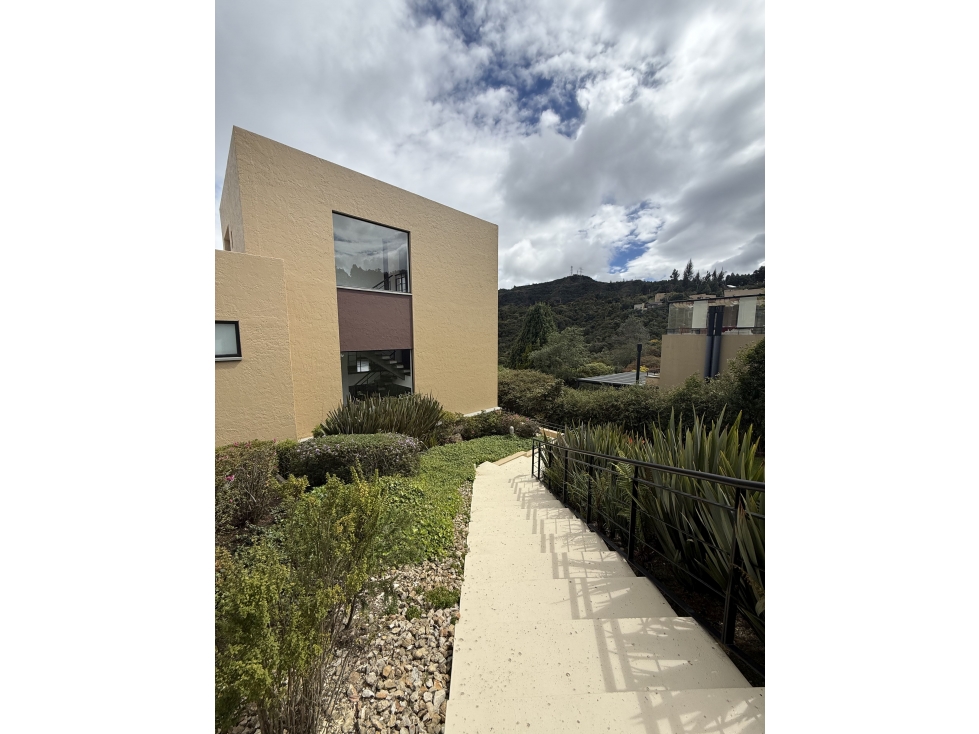 ARBORETTO VENTA CASA - 348 MTS 2 MAS TERRAZA 120 MTS - $2.700.000.000