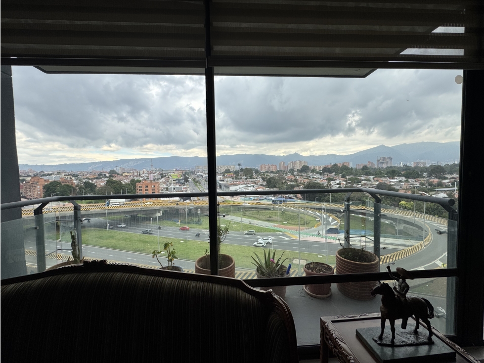 VENDO APARTAMENTO Aen RESERVA DE LOS LAGOS - 154M2 - 1350 MILLONES