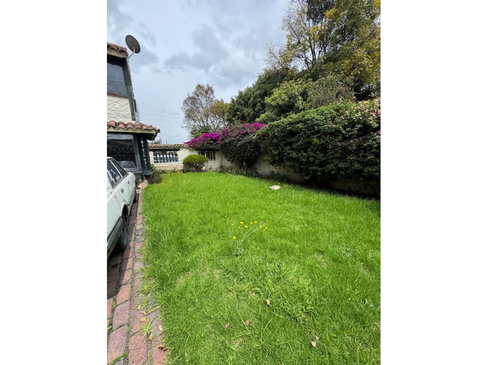 CASA PUENTE LARGO - 211 M2 LOTE - 278 M2 CONSTRUIDOS - 1090 MILLONES