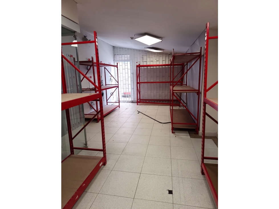 CALLE 72 ARRIENDO OFICINA 270 MT2 104 PUESTOS DE TRABAJO — foto 3