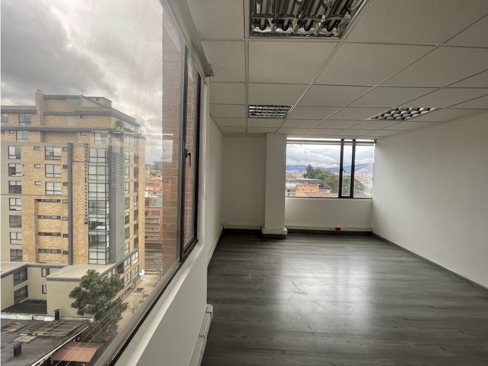 ARRIENDO OFICINA 93M2 - 3.9 MILL CALLE 100 CRA 21 — foto 2