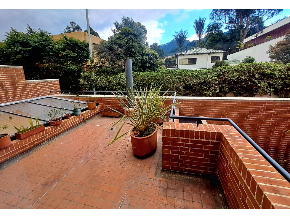 SANTA ANA OR. VENTA 5 ALCOBAS, CONJUNTO, TERRAZA