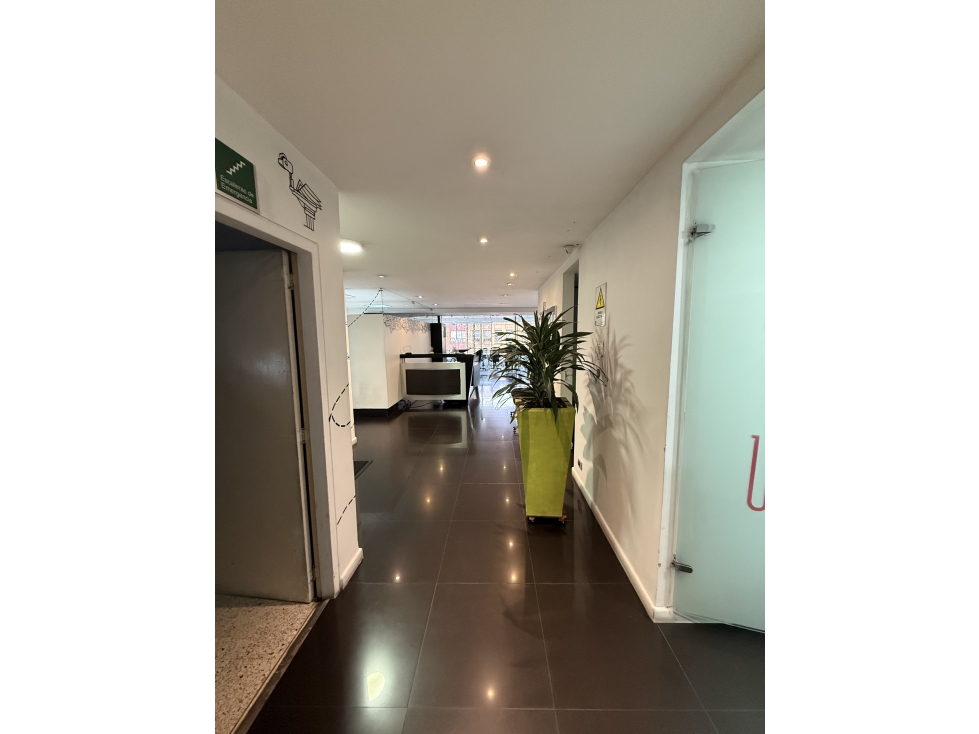CHICO OFICINA VENTA - 313 MTS2 - $2.250.000.000 — foto 3