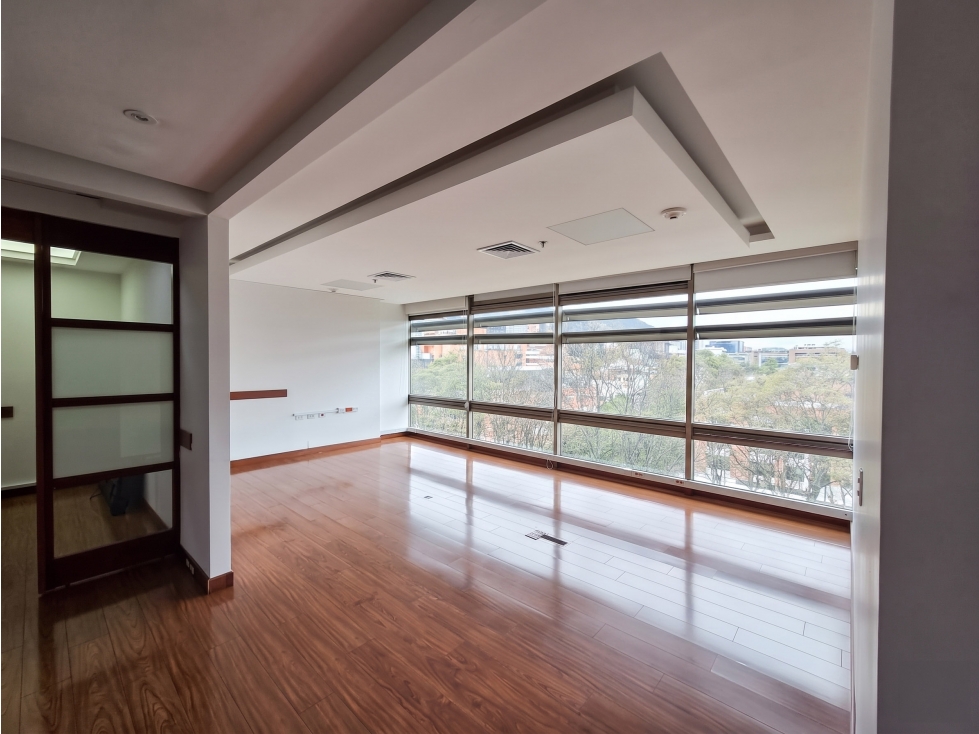 CHICO ARRIENDO OFICINA 280 mt2