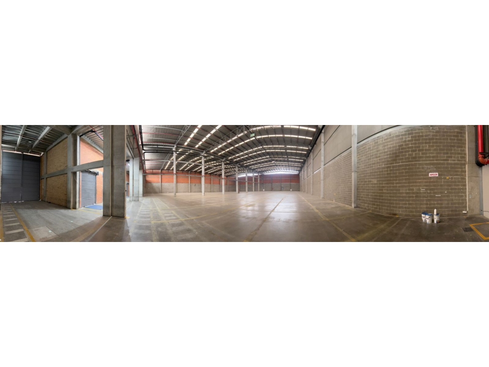 FONTIBON ARRIENDO BODEGA 4,521M2 — foto 3