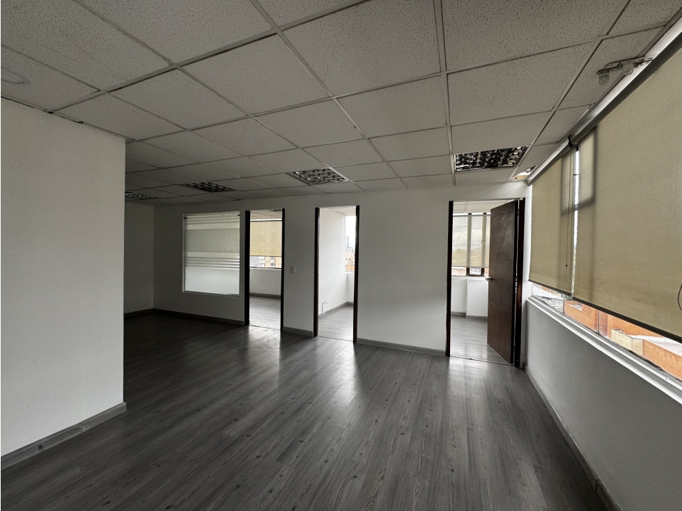 Arriendo OFICINA 9no piso - cra 20 calle 101-135m2 -5.8 mill — foto 3