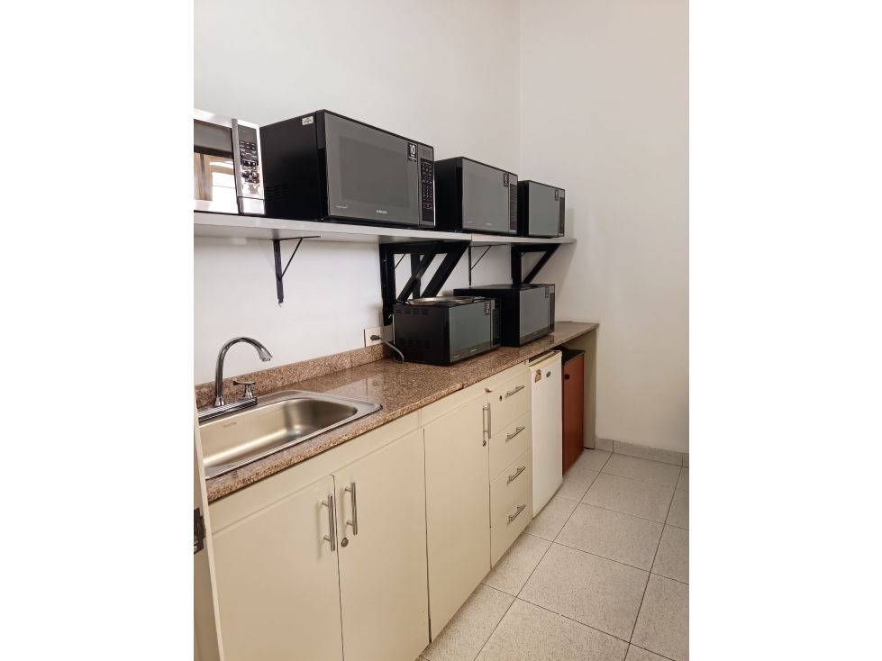 CALLE 72 ARRIENDO OFICINA 270 MT2 104 PUESTOS DE TRABAJO — foto 6