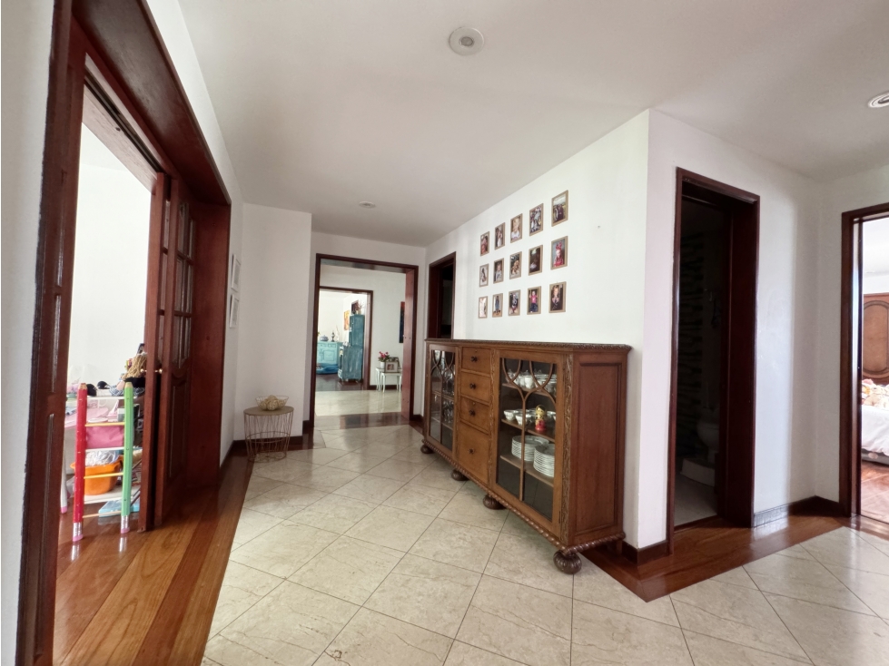 VENDO APARTAMENTO CHICO RESERVADO - 204.44 m2 -1850 MILLONES — foto 5